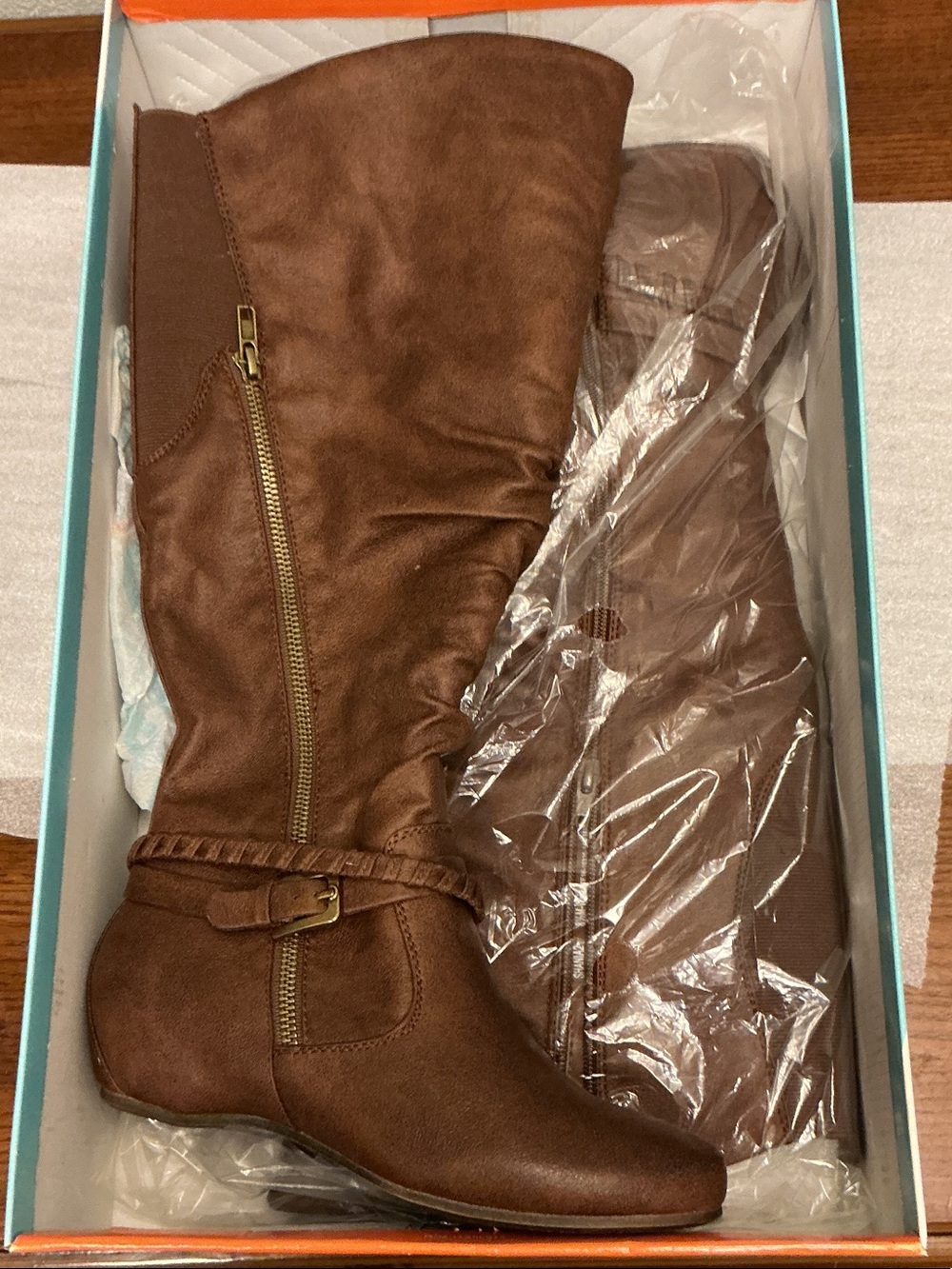 BareTraps women’s Brown Over-the-Knee Boots Sz 7, NWT, 3207